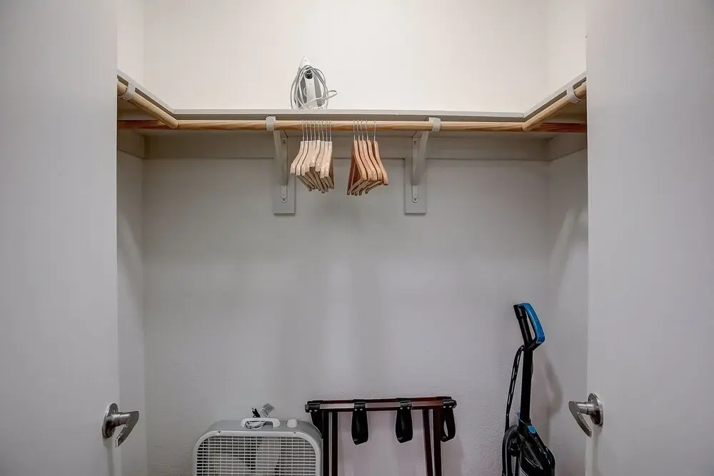 FRONTDESK Pointe on Rio Apts West Campus Austin