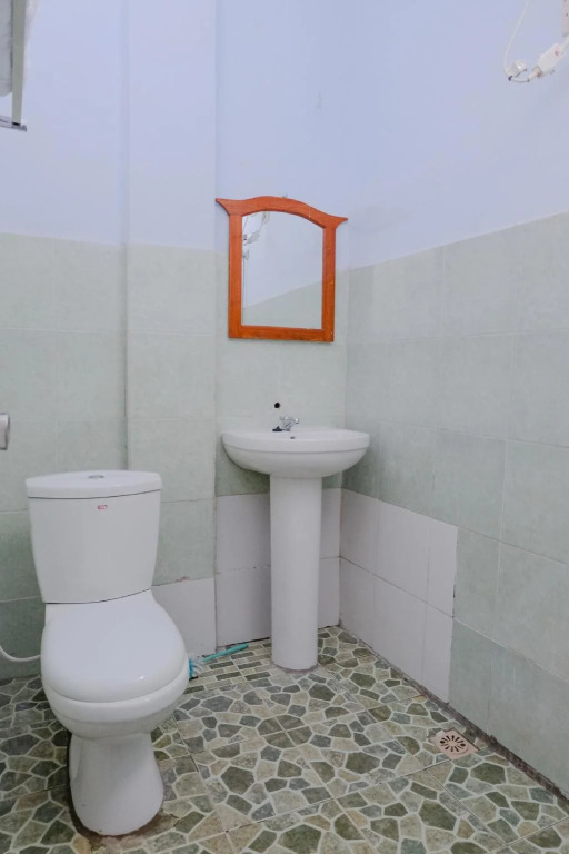 Emas 23 Guest House By OYO Rooms
