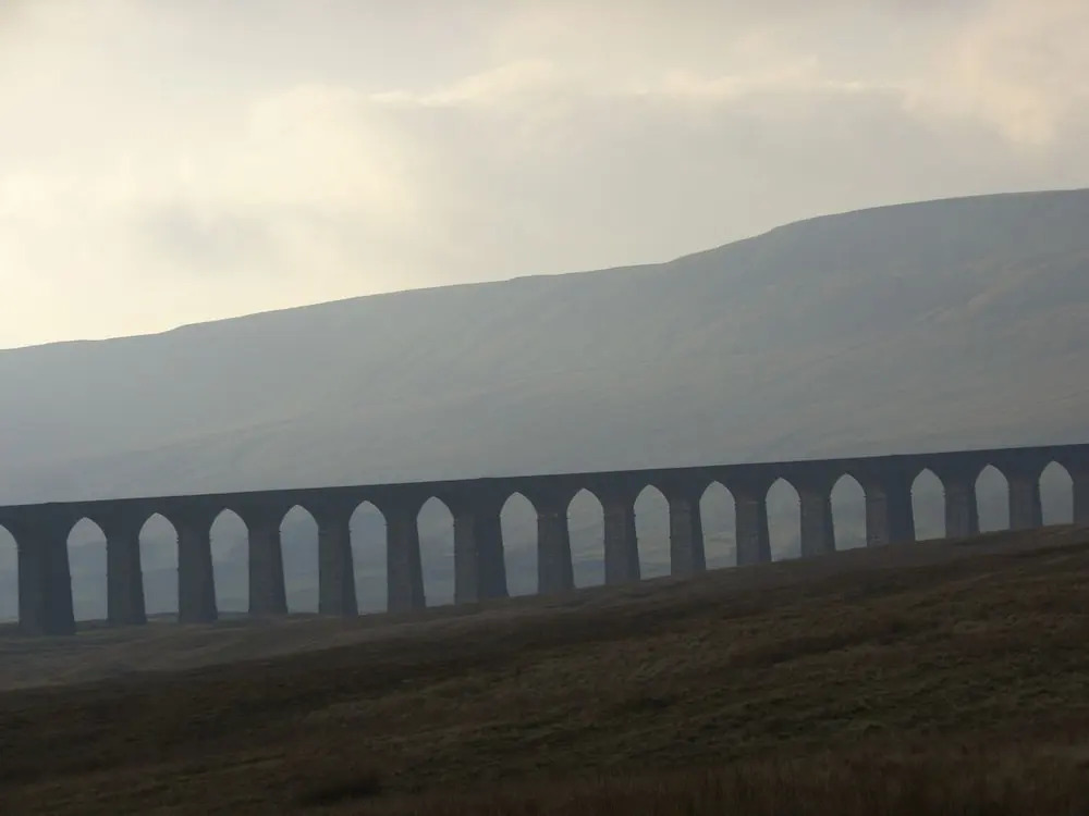 3 Overlands, Settle