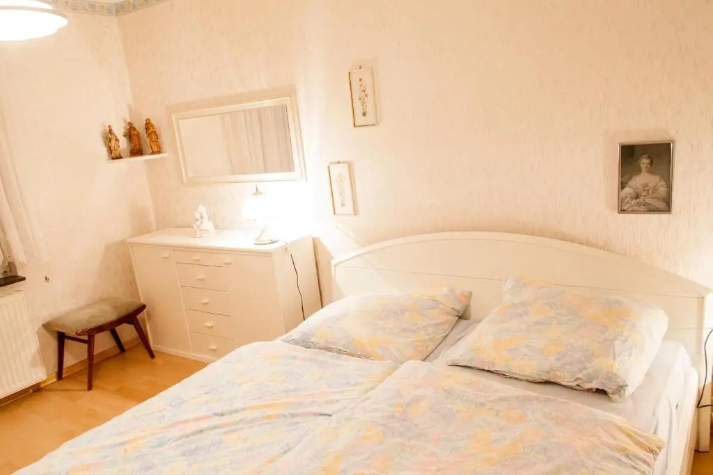 Deutsche Messe Zimmer - Private Apartments & Rooms Hannover City - room agency