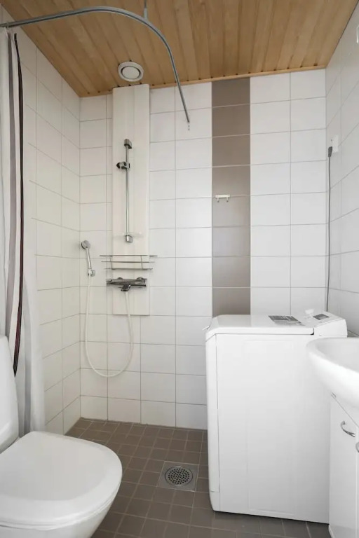 Kotimaailma Aparthotel Kamppi 1BR with balcony