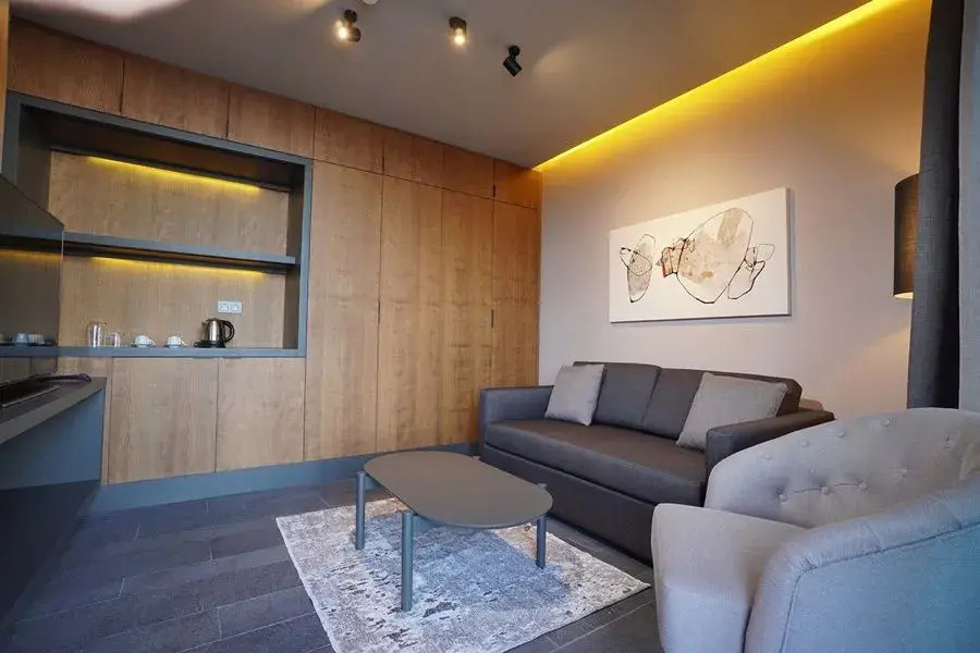 Red Rock Hotel & Suites By Selseve