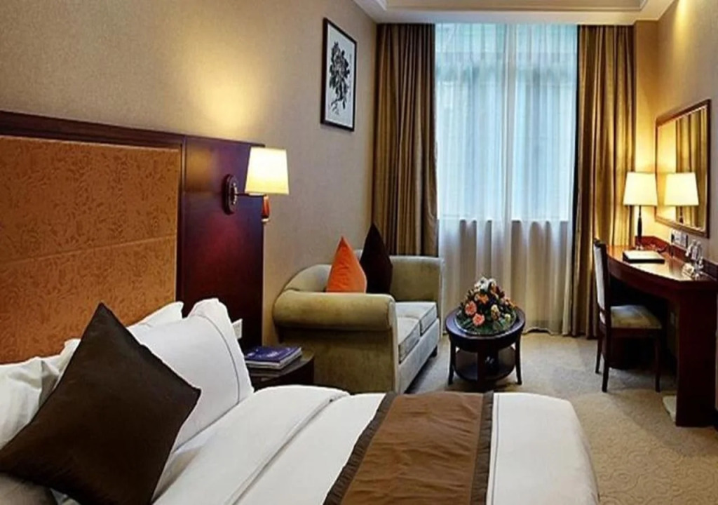 Donghua Jiayue Hotel Shenzhen