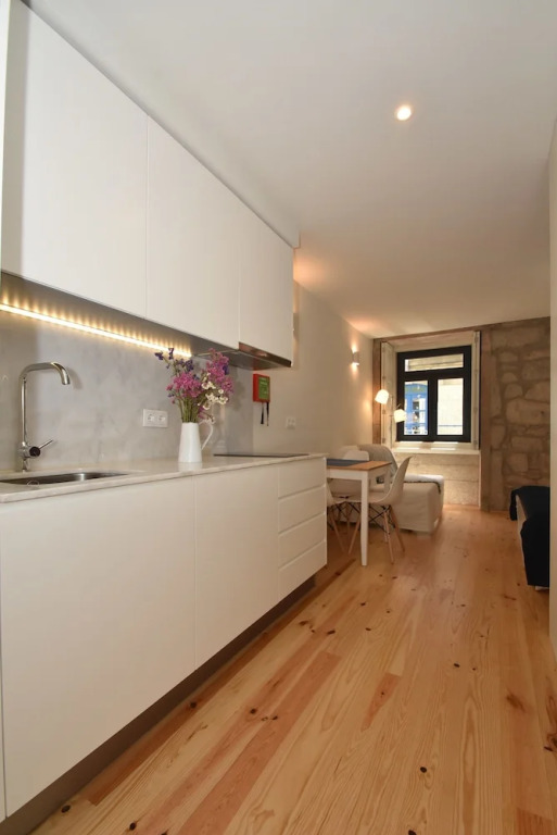 Live Porto & Douro - Almada