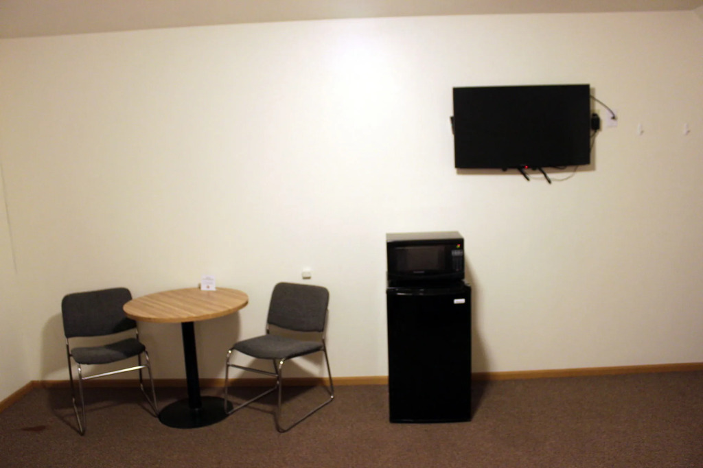 Country Motor Inn