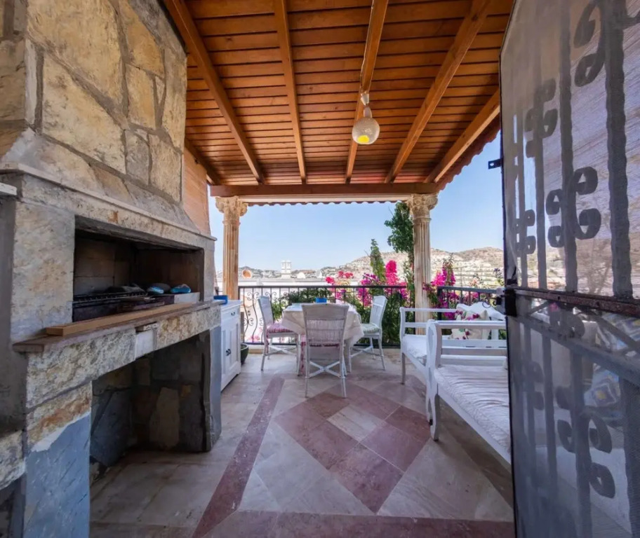 Charming House With Amazing Sea View in Bodrum