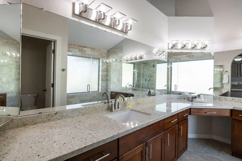 Scottsdale Friess 4 Bedroom Home by RedAwning