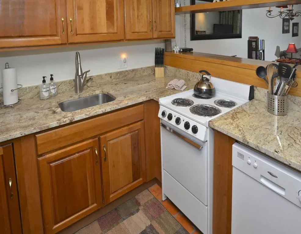 Vail Trails East #10b 1 Bedroom 1 Bathroom Condo