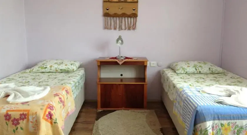 Nur Pension