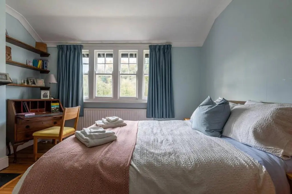 Beautiful 4-bed House in Monmouth