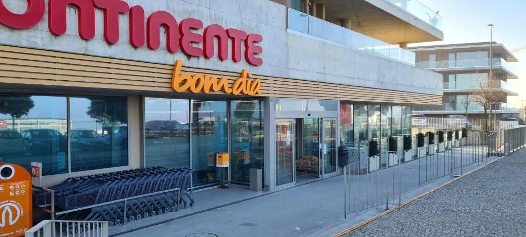 Apartamento T0 - Edifício Uno Al Mar
