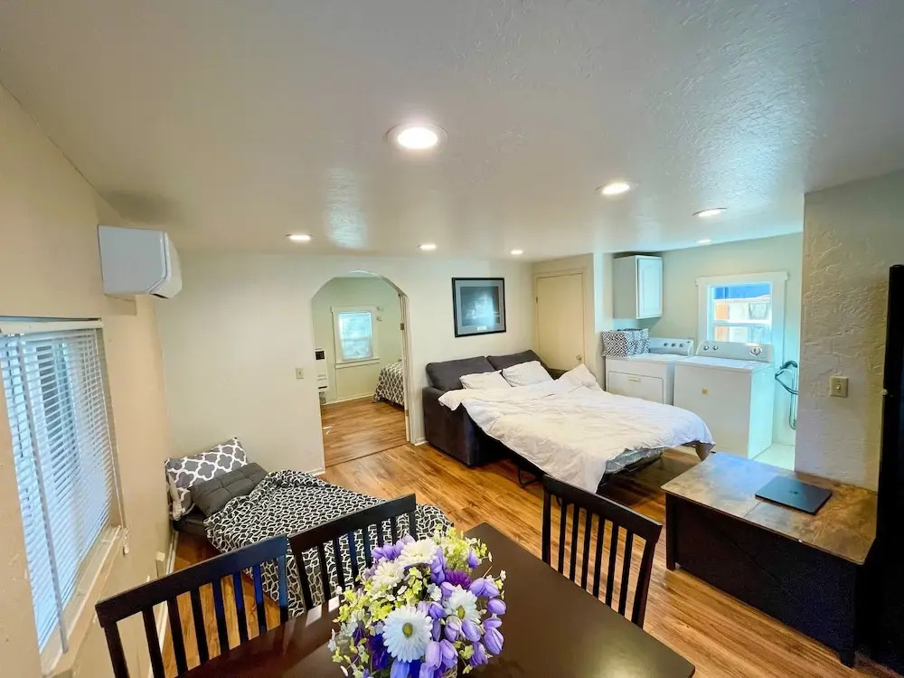 Sunnyvale Cabin