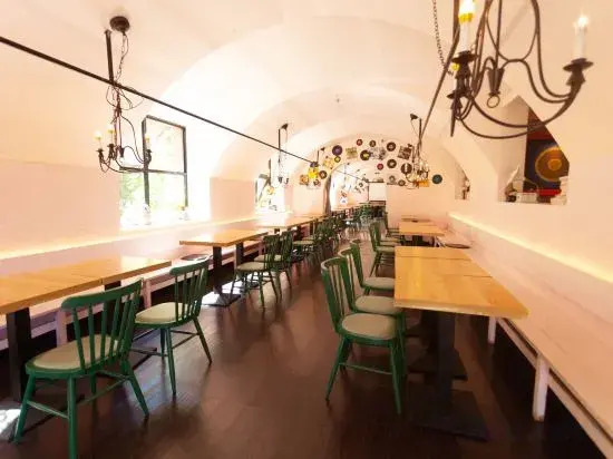 Provence Hostel