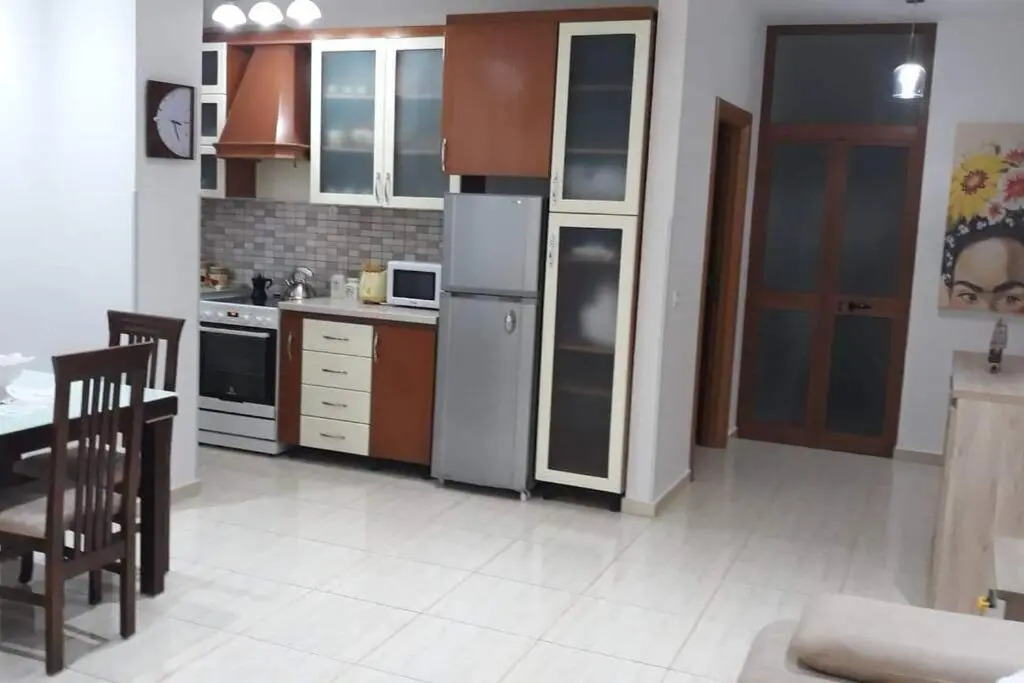 Kristal Street, 100 meters from the beach