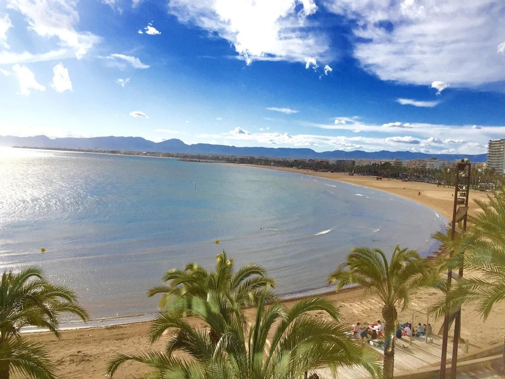 Apartment With 2 Bedrooms in Salou, With Wonderful sea View and Wifi -