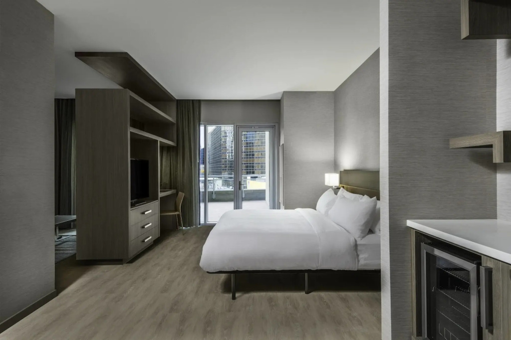 AC Hotel by Marriott Charlotte City Center