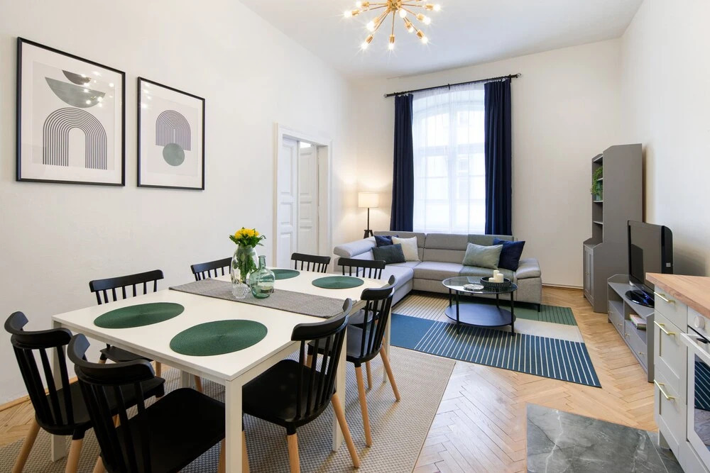 Wawelove Spacious 3 Bedroom Apartment