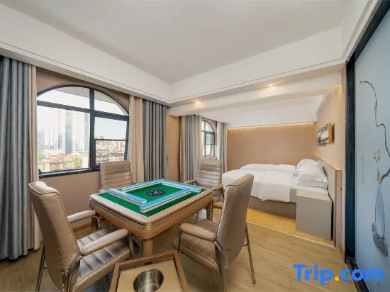 Qixinghui Homestay (Chaoyang Square Zhongshan Road Wanxianghui Branch)