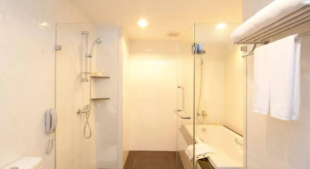 The Patra Hotel - Rama 9