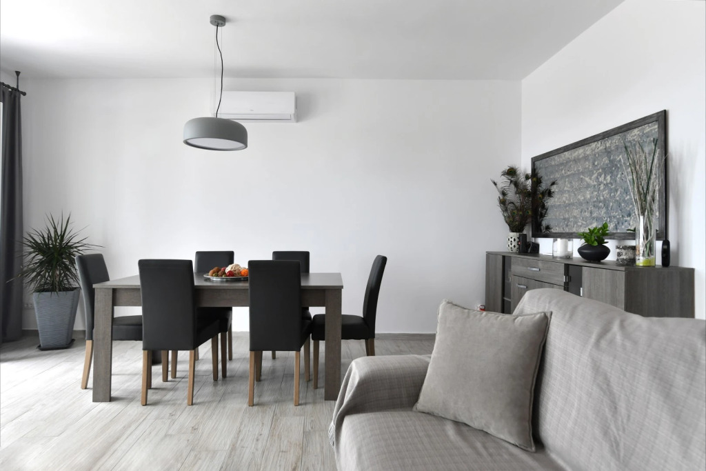 Parikia s Seaside House