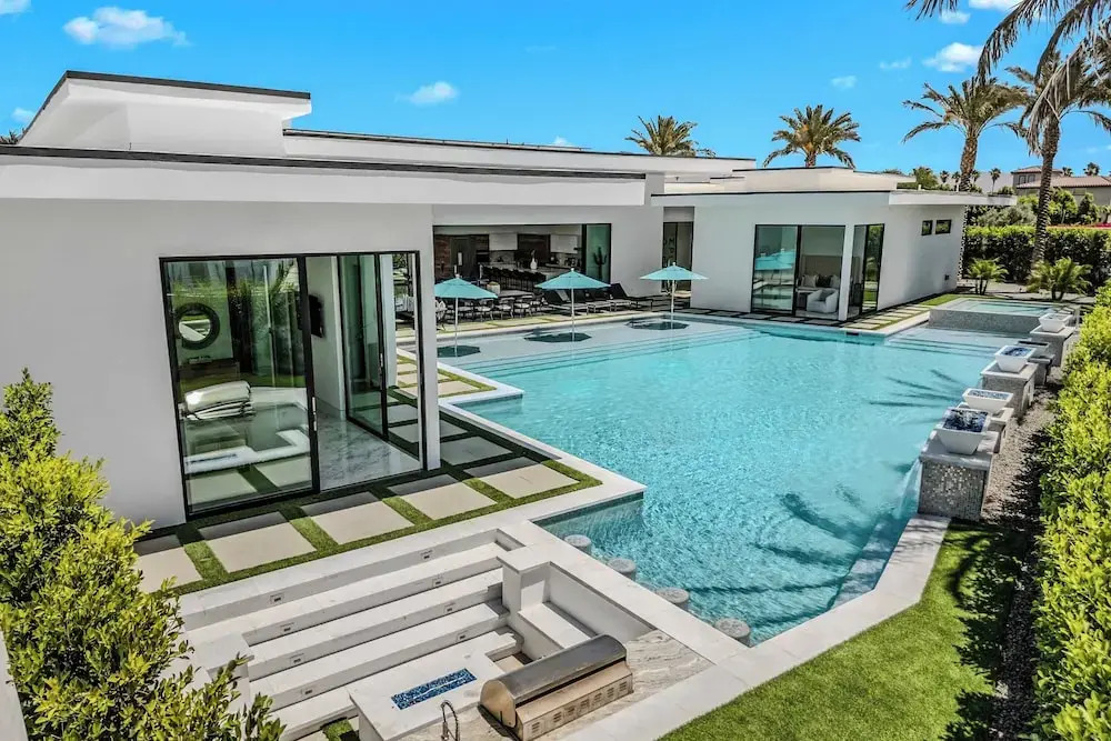Sleeps 54 3 Luxury Villas w/ Pool + Spa, Pickleball Bravo by Avantstay