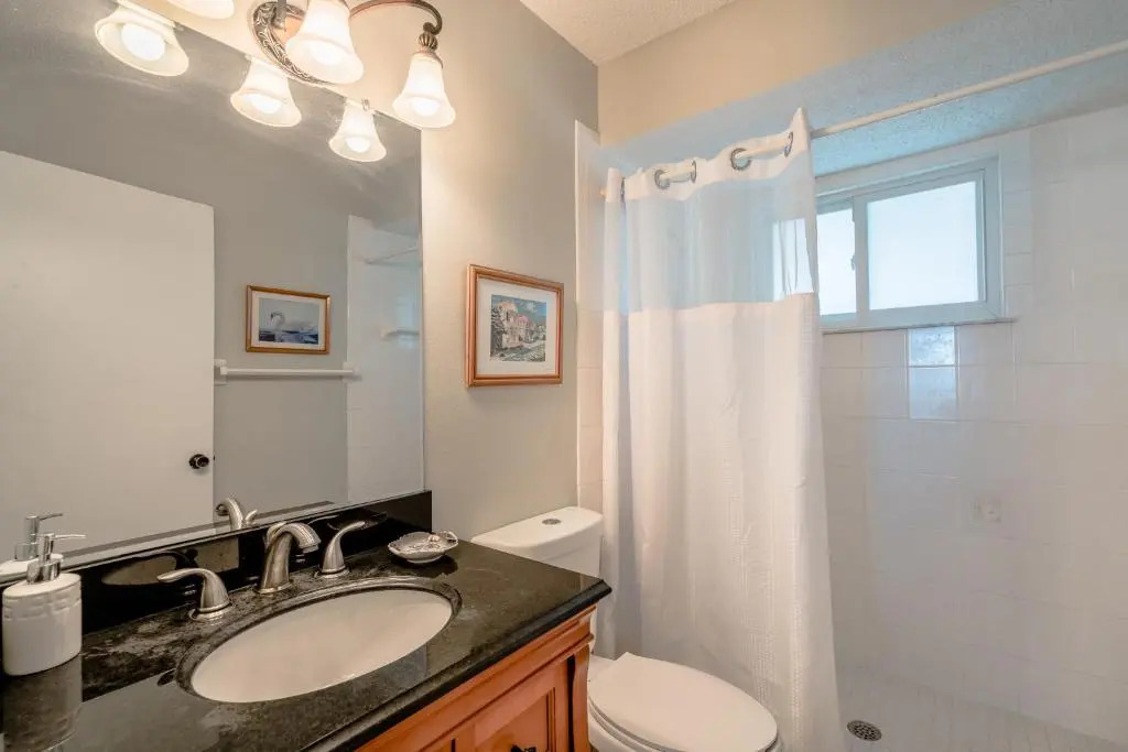 Shore Haven Unit 5A, 2 Bedroom, WIFI, Gulf View, Sleeps 4
