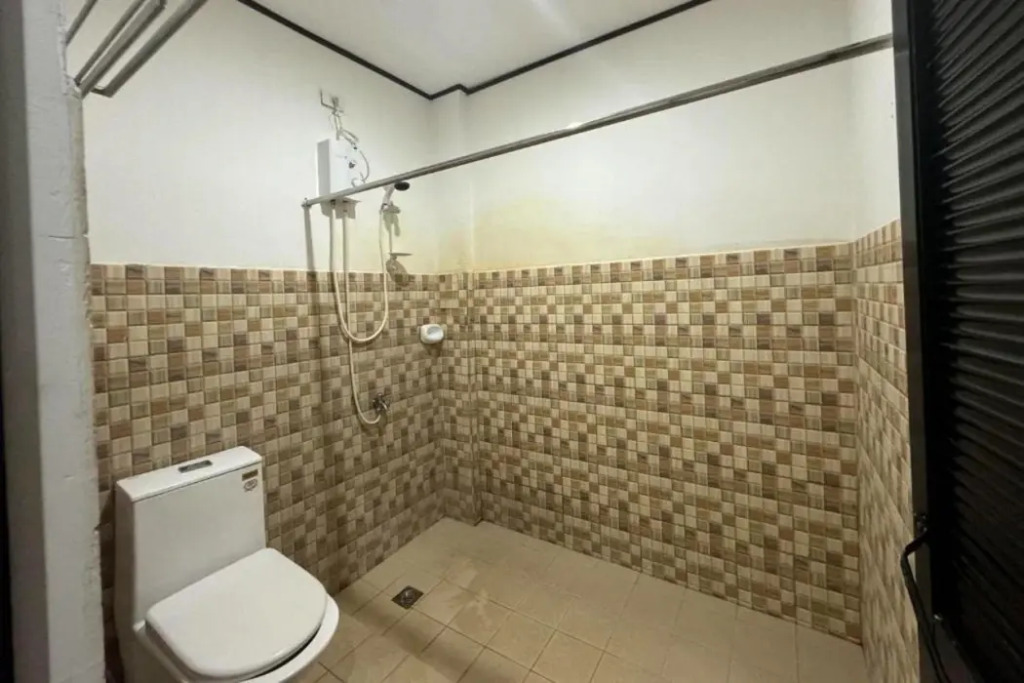 EC Hotel near Laoag Airport