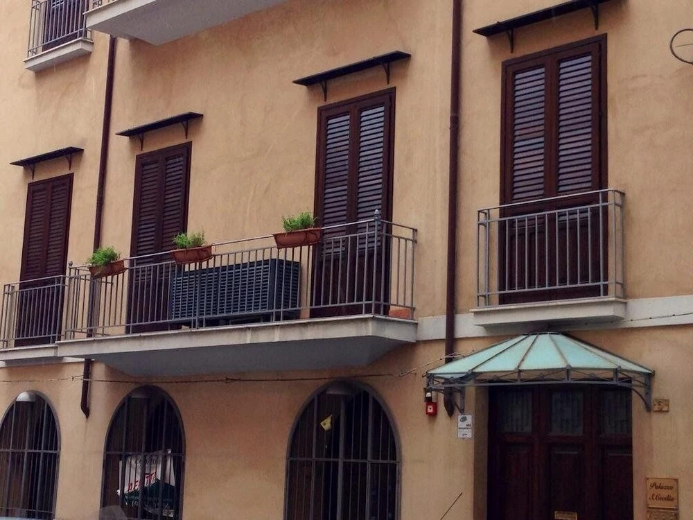 Aparthotel Casa Vacanze Montecarlo Palace