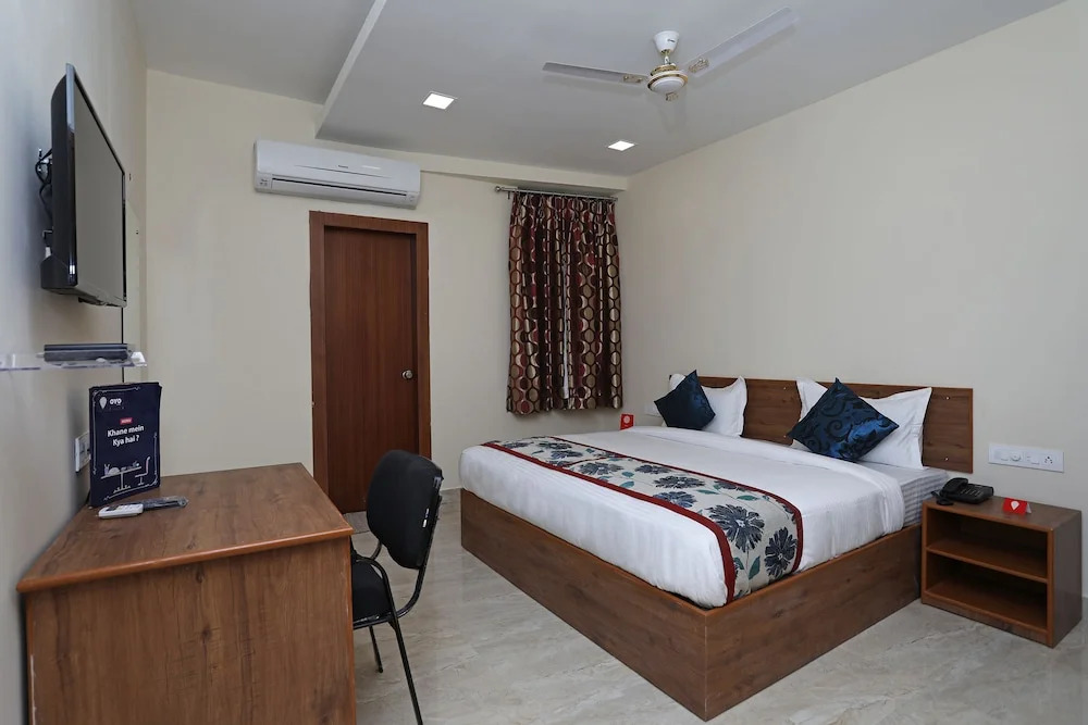 OYO 10176 Hotel Bluebell