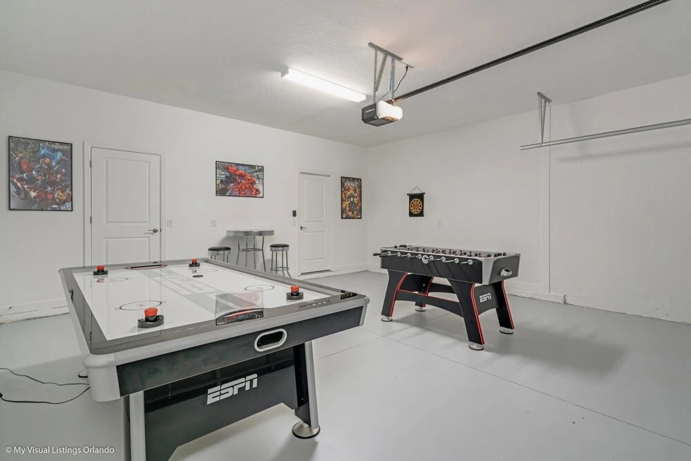 9 Bdrm5 Bathchampions Gate