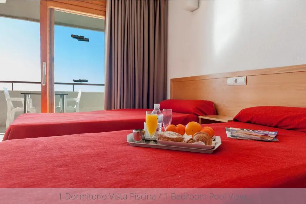 Apartamentos La Era Park