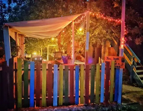 Pura Vida Beach Hostel