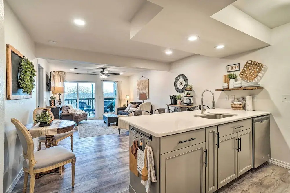 Fish & Hike On-site! Pet-friendly Branson Condo