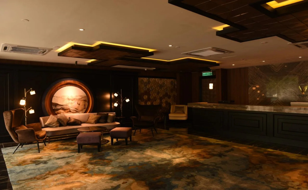 Vangohh Eminent Hotel & Spa
