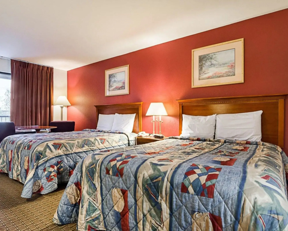 Econo Lodge Richmond North
