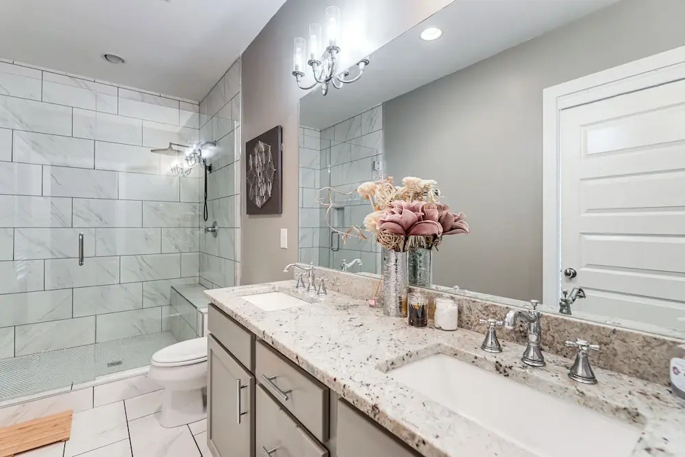 Pet-friendly Abode w/ Balcony in East Nashville!