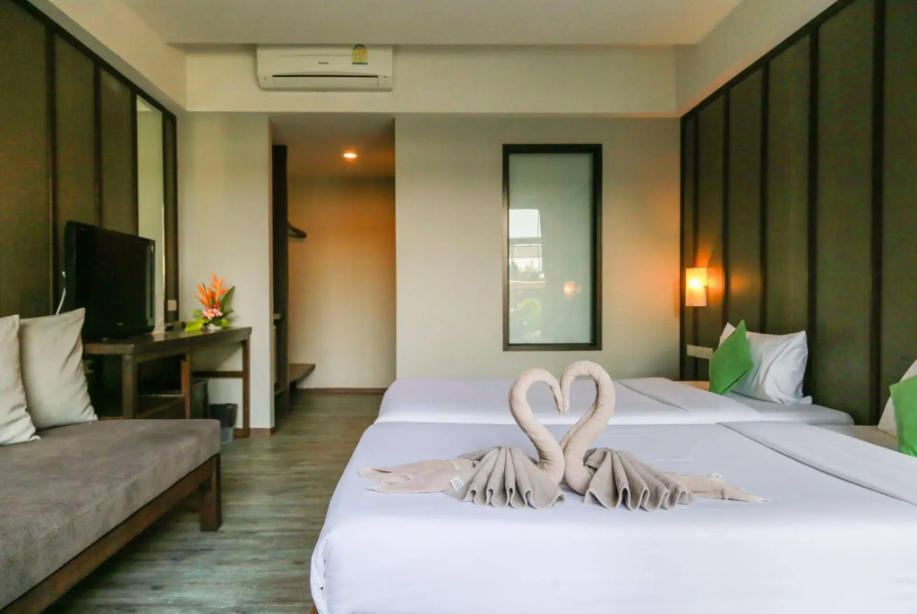La Lune Beach Resort