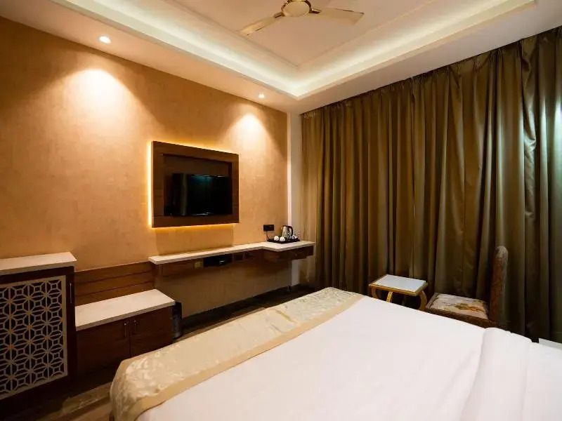 Hotel RR 62-Jaipur City Centre Hotel