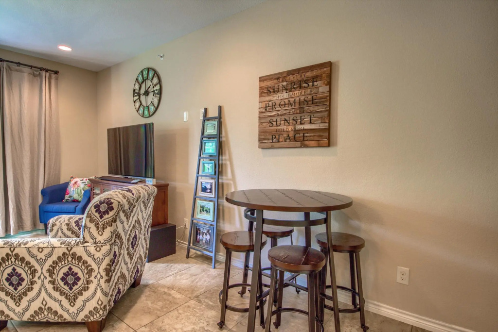 Rio Vida RG 104 in Canyon Lake