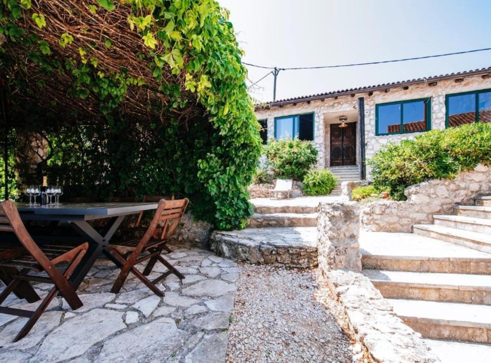 Holiday Home Villa Rokov