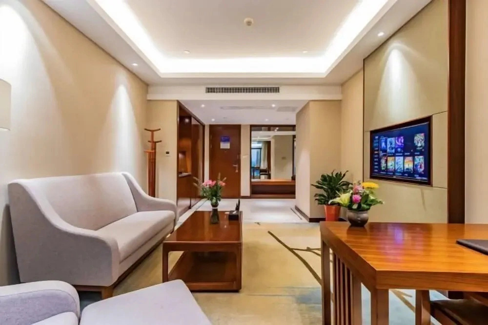 Oriental Pearl Rezen Hotel