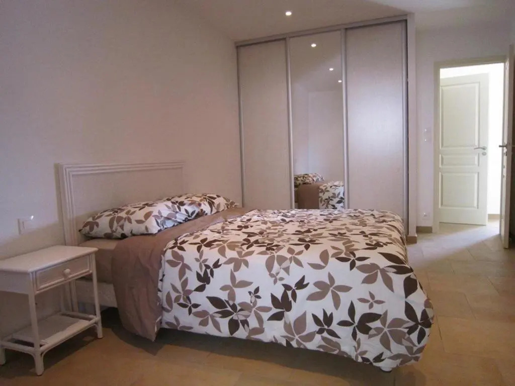 Appartement Cavalaire-sur-Mer, 2 pièces, 4 personnes - FR-1-100-126
