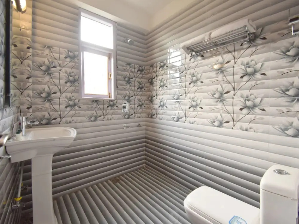 OYO 12275 Crown Hospitality