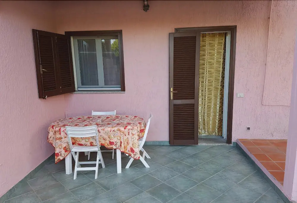 San Teodoro Suaredda Apartments