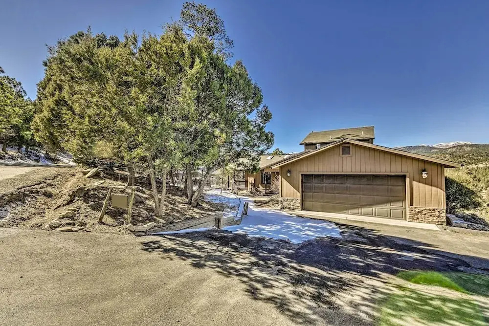 Ruidoso Memories Mountain Retreat w/ Hot Tub