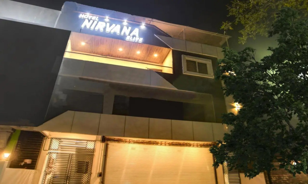 Treebo Nirvana Elite