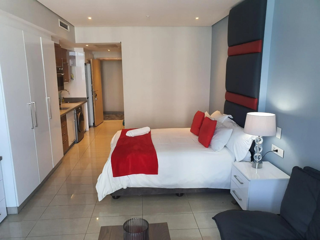 Pearls Sea Facing Studio - Self Catering