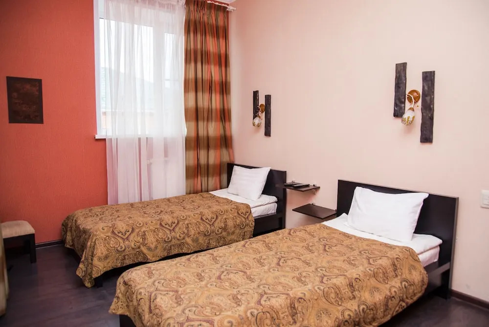 Veselyij Meridian Hotel