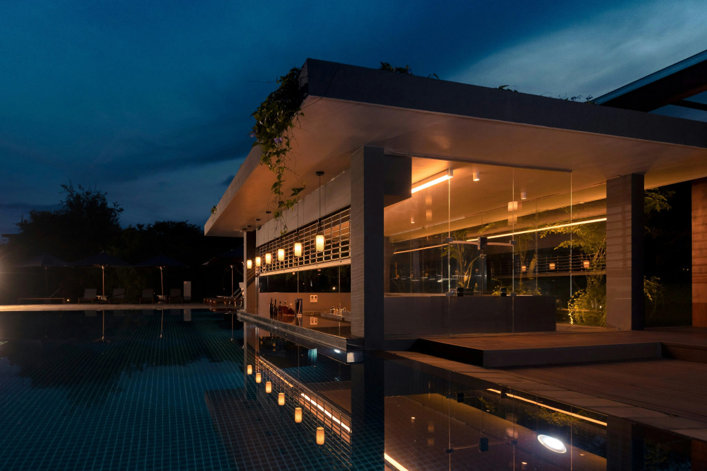 DoubleTree by Hilton Weerawila Rajawarna Resort