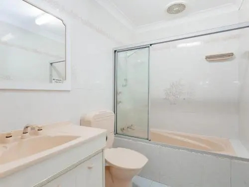 Frangipani 3 great townhouse with air con